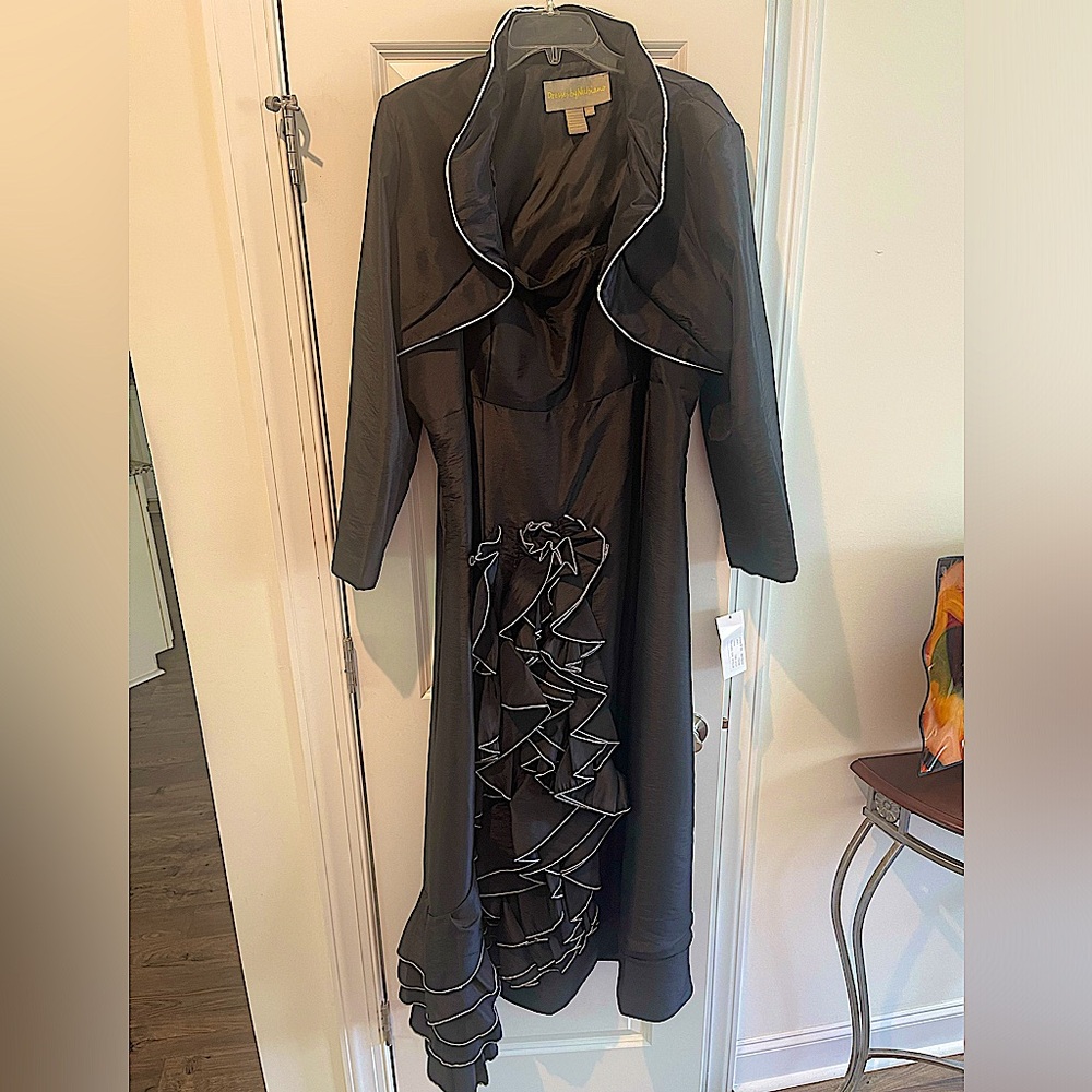 NWT: Formal Dress w/ Jacket, Black with ruffle accent, Size 18W